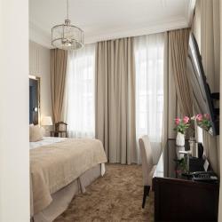 Фото Отель Пестриков