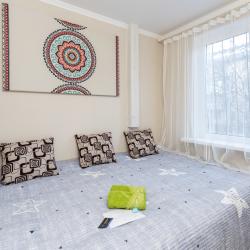 Фото Отель YourHouse (ЙоХаус) в 1-м микрорайоне 5