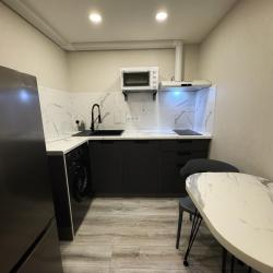 Апартаменты люкс гостиничный комплекс Радуга 10И