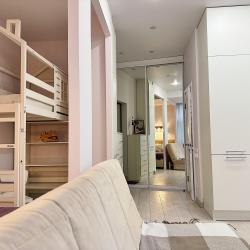 Фото Отель NaSutkiVSochi Champagne Apartments