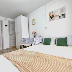 Фото Апартаменты на улице Ново-Садовая 273