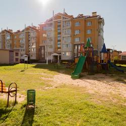 4-местные 1-комнатные апартаменты люкс с 1 двуспальной кроватью