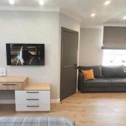 Апартаменты студия с 1 двуспальной кроватью