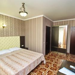 Фото Отель Кастро