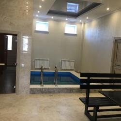 Номер стандарт с 1 двуспальной кроватью (без окна)