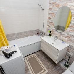 Фото Отель Meridian Apartments (Мередиан Апартментс) на улице Мукагали Макатаева 131 корпус 7