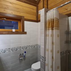 Фото Отель Коттедж Б2 на базе отдыха Новинки Парк