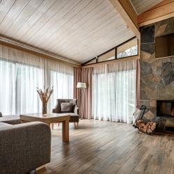 Фото Отель Охта Парк коттеджи