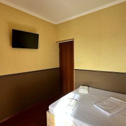 Номер стандарт с 1 двуспальной кроватью