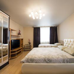 Фото Отель НаСутки35 на Челюскинцев 62