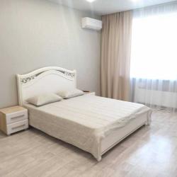 Фото Апартаменты на улице Севастопольская 2/1