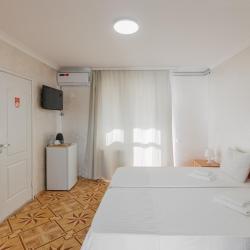 Фото Отель Зеленый попугай