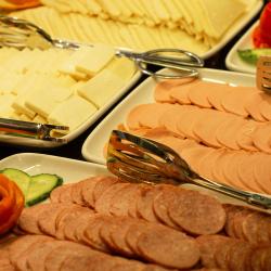 Фото Отель Almaty ()