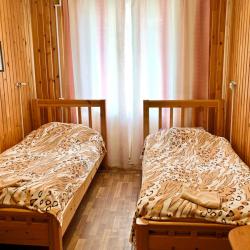 Номер эконом стандарт с 2 односпальными кроватями