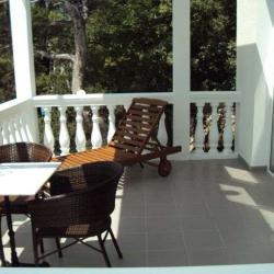 Двухкомнатный номер Люкс-сьют c 1 двуспальной кроватью (корпус Морской)