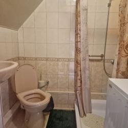 Номер улучшенный с 1 односпальной и 1 двуспальной кроватью