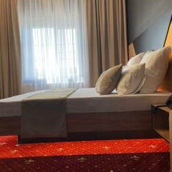 Номер комфорт с 1 двуспальной кроватью