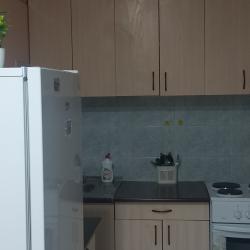 Фото Апартаменты на улице Сурикова 4