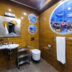 Номер стандарт с 1 двуспальной кроватью (без окна)