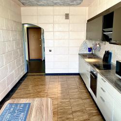 Фото Отель Top House (Топ Хаус) на улице Родионова 165 корпус 8