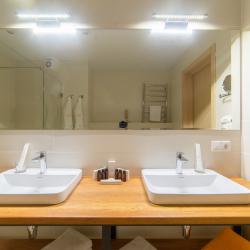 2-комнатный номер люкс с 1 двуспальной кроватью