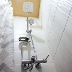 Фото Апартаменты на улице Богдана Хмельницкого 3