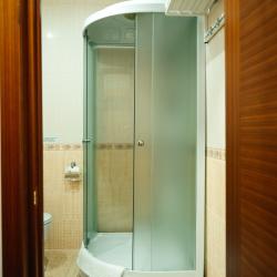 Номер стандарт с 2 односпальными кроватями с видом на город