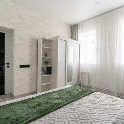 Фото Отель 6-комнатная квартира возле Кремля