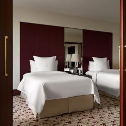 Номер Люкс Four Seasons Экзекьютив с видом на Кремль Твин