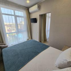 Фото Отель Квартира с видом на море и горы!