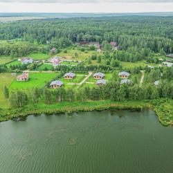 Фото Отель Коттедж в поселке Разливы 1, дом 8Б