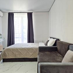 Апартаменты студия Искры,88к3