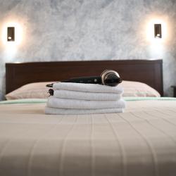 2-местный номер стандарт улучшенный с 1 двуспальной кроватью