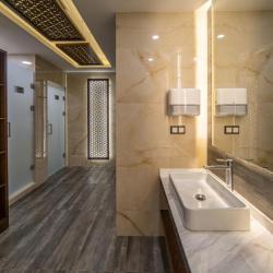 Фото Отель Manor Hotel (Манор)