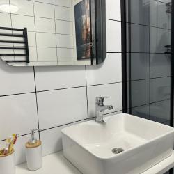 Апартаменты студия Каштановая 9