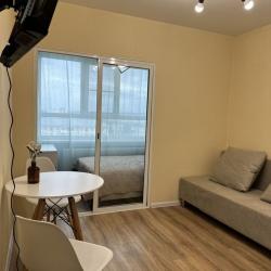 Фото Апартаменты на улице Челюскинцев, 80В