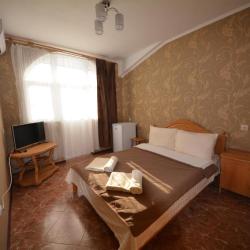 Комната делюкс с 1 двуспальной кроватью, балконом и видом на море