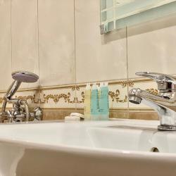 Фото Апартаменты на улице Кленовая роща