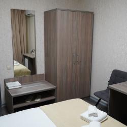Номер стандарт с 1 двуспальной кроватью