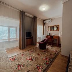 4-местный номер стандарт семейный (мансарда)