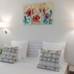 Фото Отель Loyal Guest House (Лоял)