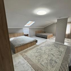 Коттедж улучшенный с 2 двуспальными кроватями