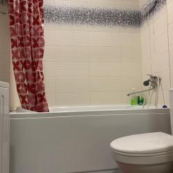 Фото Апартаменты на улице Инициативная 7В