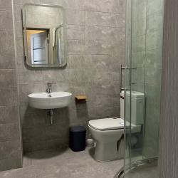 Номер стандарт с 1 двуспальной кроватью