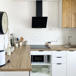 Фото Отель Your Place на улице 40-летия Победы 186 корпус 3