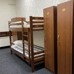 Кровать в 6-местном общем женском номере №7 (общие удобства)