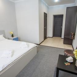 Фото Отель Кристалл