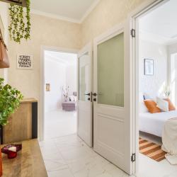 4-местные 2-комнатные апартаменты улучшенные Краснодарский край, Новороссийск, ул. Чайковского, 10А