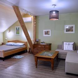 Семейный номер с собственной ванной комнатой