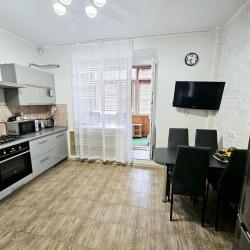 Фото Апартаменты на улице Чистопольская 79